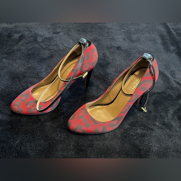 Aquazzura Daiquiri Red Leopard Pump w/Ankle Strap
Sz37.5 - Picture 2 of 4